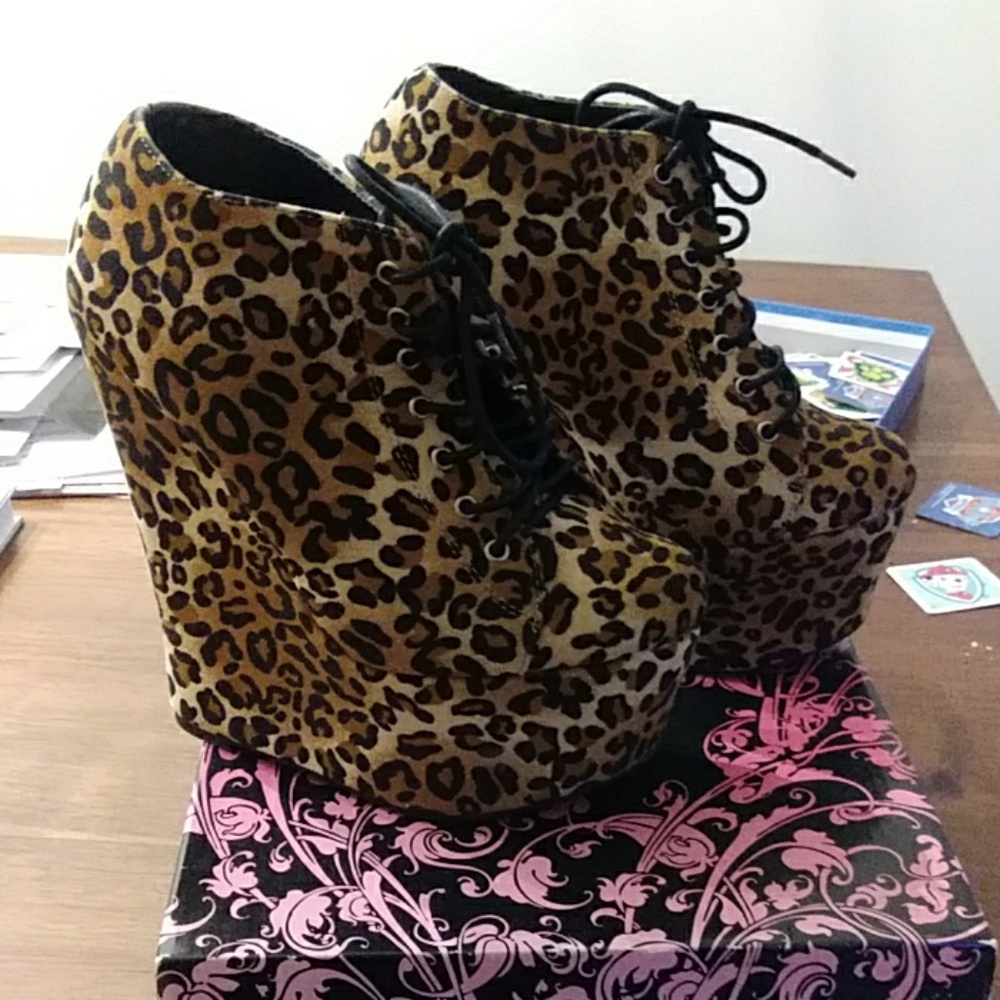 Animal print wedges
